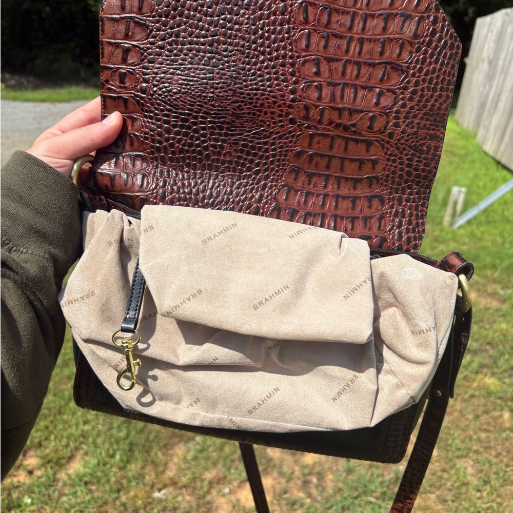 Brahmin Carina Tuscan With Gold Toned hardware Cross Body Purse - Picture 3 of 12